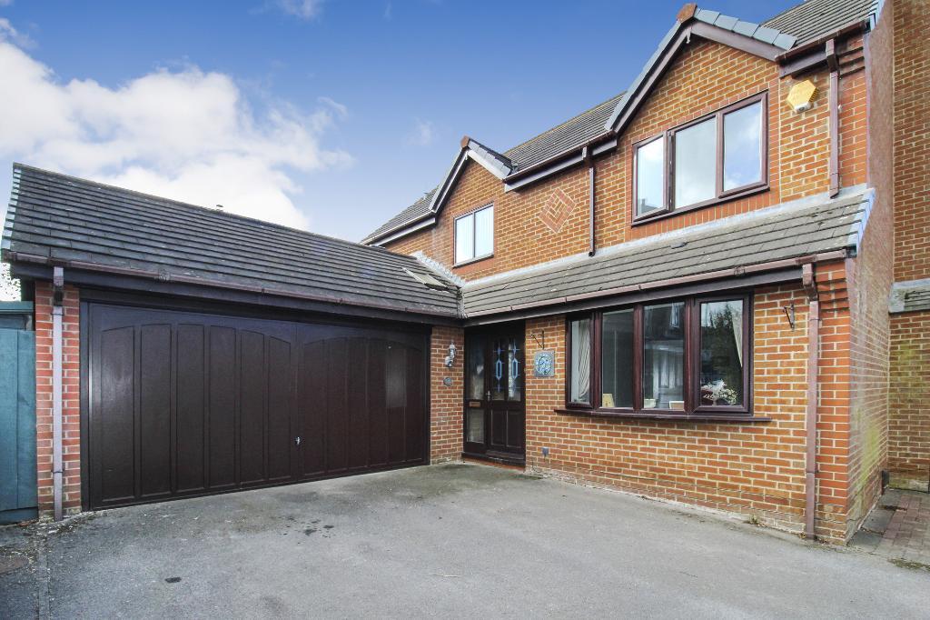 Long Croft, Yate, Bristol, BS37 7YW